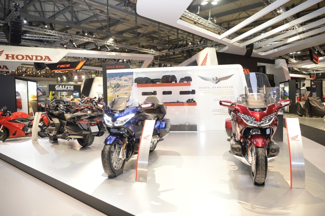 Honda ra mắt 5 mẫu xe mới tại Triển lãm xe máy quốc tế EICMA