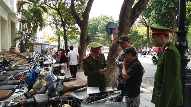 Giao thông tĩnh tại Hà Nội: Đẩy nhanh quy hoạch bến bãi đỗ xe