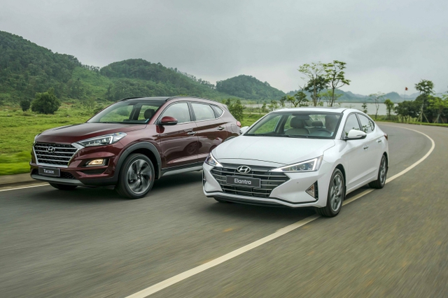 'Hàng hot' Hyundai đồng loạt tăng giá