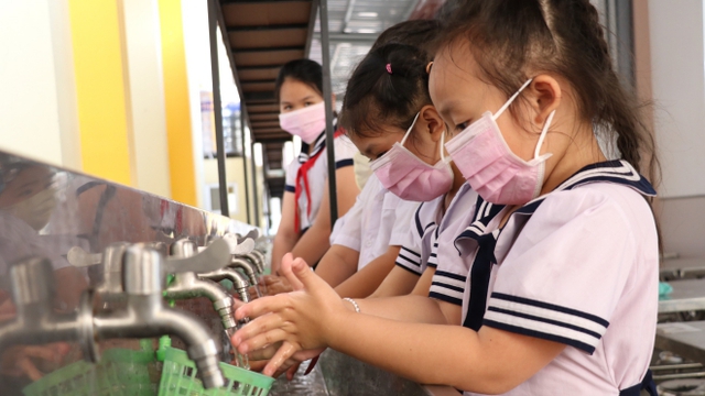 Dịch COVID-19: Thành phố Hồ Chí Minh cho học sinh nghỉ học đến hết ngày 5/4