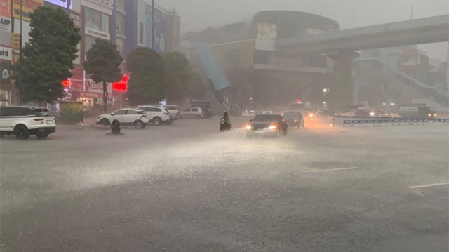 Dự báo thời tiết: Miền Bắc ngày nắng nóng, Hà Giang tiếp tục có mưa to đề phòng lũ quét