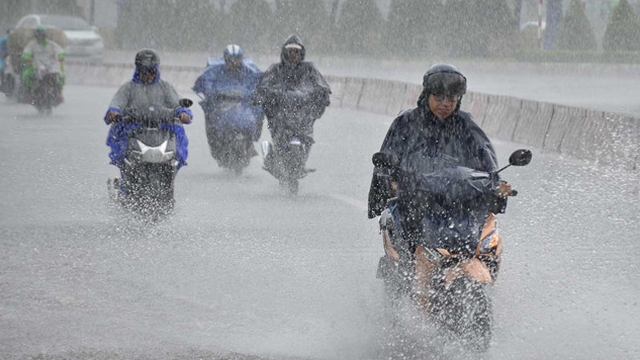 Bắc Bộ và Thanh Hóa có nơi mưa rất to, rải rác có dông, kèm thời tiết nguy hiểm