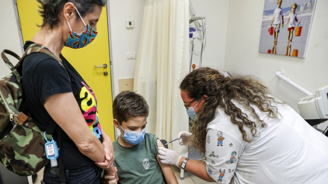 Sau Mỹ, Israel cho phép tiêm chủng vaccine Covid-19 cho trẻ từ 5-11 tuổi