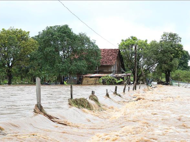 Thời tiết ngày mai, Miền Trung Tây Nguyên sắp xuất hiện đợt mưa lũ nguy hiểm, dự báo thời tiết ngày mai, dự báo thời tiết, thời tiết 3 ngày tới, mưa lũ miền trung