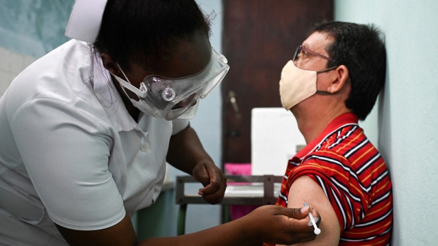 Cuba đứng đầu thế giới về số liều vaccine ngừa Covid-19 trên dân số