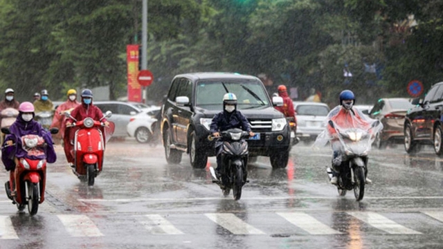 Các tỉnh miền núi phía Bắc từ Hà Tĩnh trở ra chỉ động ứng phó với thời tiết nguy hiểm