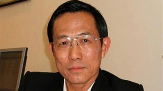 Ngày 21/11, nguyên Thứ trưởng Bộ Y tế Cao Minh Quang và 8 bị cáo khác ra hầu Tòa
