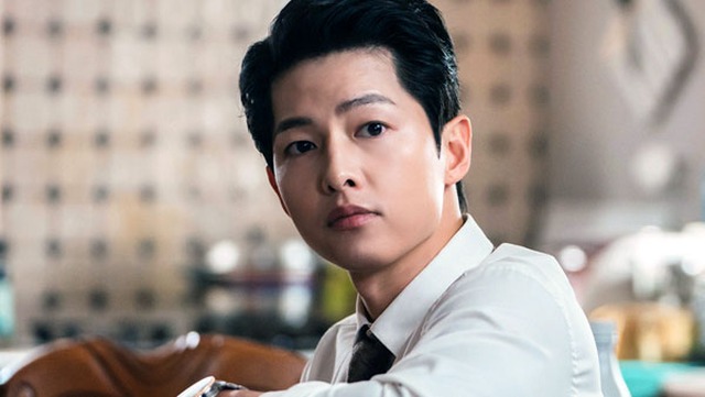 Song Joong Ki bất ngờ tái xuất màn ảnh với hình ảnh ‘Con trai nhà tài phiệt’