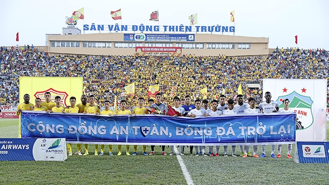 Hóc búa bài toán V-League đá hay dừng