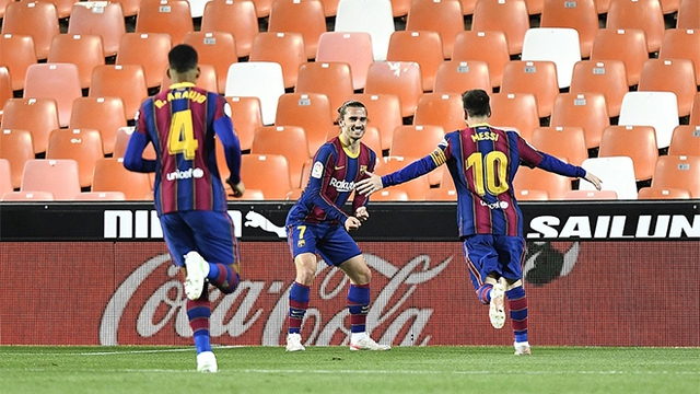 Barcelona: Này Messi, Neymar quá xa, Griezmann ngay gần