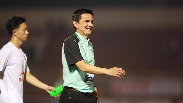 bóng đá Việt Nam, tin tức bóng đá, bong da, tin bong da, Kiatisuk, HAGL, bầu Đức, lịch thi đấu vòng 2 V-League, HAGL vs SLNA, BXH V-League 2021