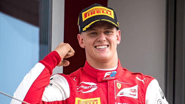 Định mệnh nhà Schumacher: Ngày con trai nối nghiệp cha ở F1 sắp tới