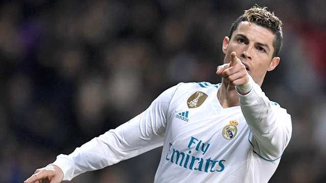 Real Madrid: Hễ Ronaldo tỏa sáng, lại có âm mưu trù dập anh