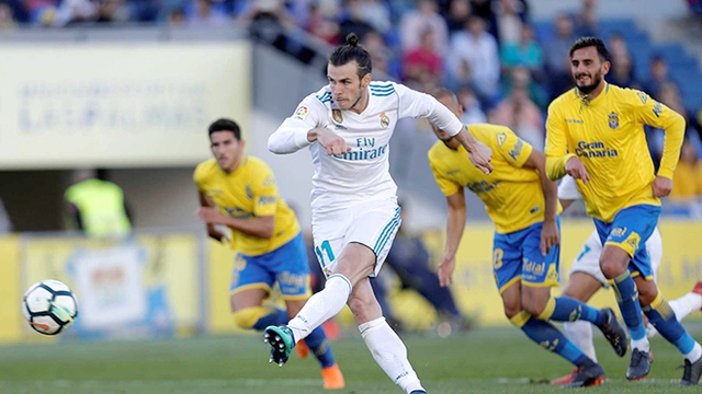 Gareth Bale càng tỏa sáng, Zidane càng đau đầu