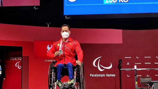 Ông Nguyễn Hồng Minh,Trưởng đoàn TTNKTVN: 'Thành công tại Paralympic nhờ nỗ lực và ý chí của các VĐV'