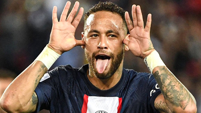 PSG chia đôi vì Neymar và Mbappe