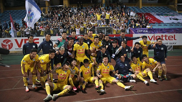 bóng đá Việt Nam, tin tức bóng đá, bong da, V-League, bầu Đức, HAGL, Kiatisuk, hoãn V-League, lịch thi đấu vòng 13 V-League, dtvn, vòng loại World Cup, AFF Cup