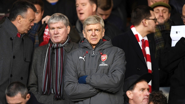 Sir Alex và Wenger có nhiều điểm khác biệt, Arsenal cần những luồng gió mới