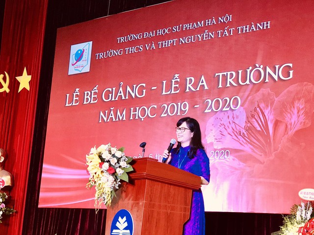 Hiệu trưởng Nguyễn Thị Thu Anh