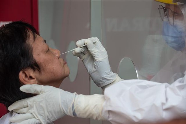 Tỷ lệ xét nghiệm dương tính với virus SARS-CoV-2 tại Indonesia tiếp tục tăng