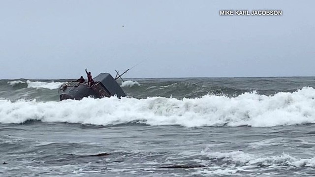 Lật tàu ở San Diego Mỹ gây nhiều thương vong