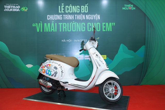 Đấu giá trực tiếp Vì mái trường cho em, Vì mái trường cho em, Đấu giá, đấu giá trực tiếp, giải thưởng Dế Mèn, đấu giá Vì mái trường cho em, Giải thưởng thiếu nhi Dế Mèn