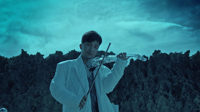 Hoàng Rob làm Muzik Exhibition đầu tiên ở Việt Nam trong dự án mới
