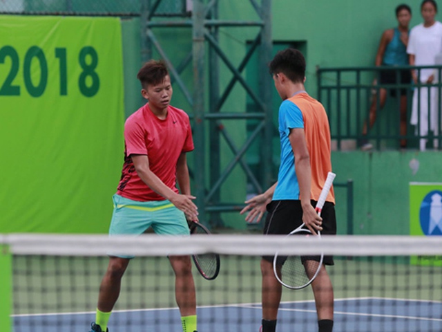 Tay vợt trẻ số 1 Việt Nam tiếp tục thể hiện phong độ cao khi đứng cặp cùng Minh Thịnh. Ảnh: BM