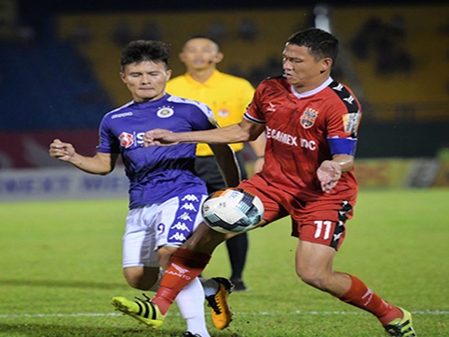 Ít ra sân ở V-League nhưng Anh Đức là tiền đạo hiệu quả nhất trong số những cầu thủ được HLV Park Hang Seo triệu tập cho hàng công đội tuyển lần này. Ảnh: VPF