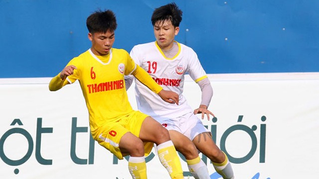 SLNA thắng đậm HAGL (trắng) ngày ra quân VCK U19 QG 2021 chiều 30-3 trên sân Bình Dương. Ảnh: KH