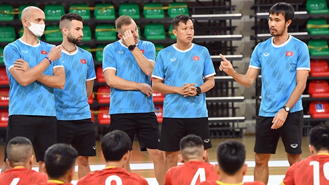 HLV Phạm Minh Giang mắc Covid-19, tiếc cho futsal Việt Nam