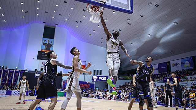 Saigon Heat vô địch VBA 2022 sau 3 trận thắng liên tiếp trước Hanoi Buffaloes ở chung kết. Ảnh: VBA 