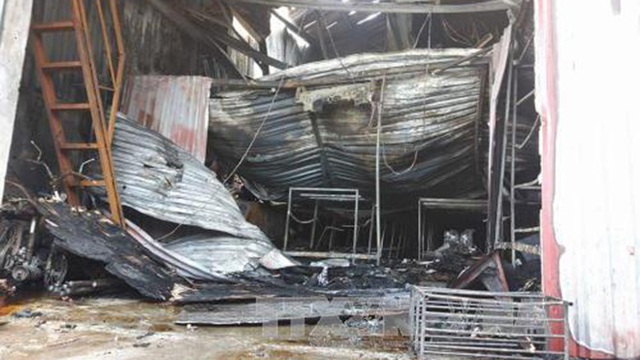Cháy xưởng bánh 8 người chết: Khởi tố vụ án, bắt khẩn cấp thợ hàn xì 