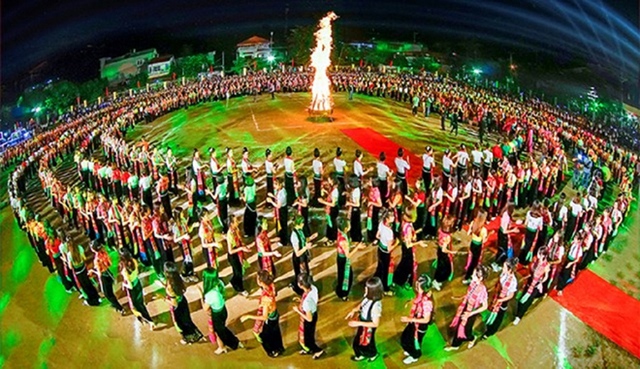 Chiều nay, UNESCO xem xét đưa Xòe Thái vào danh sách di sản văn hóa thế giới