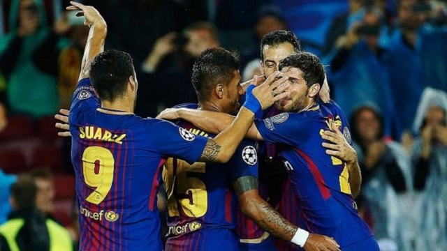 Barca 2-1 Valencia: Suarez và Umtiti lập công, Barca hạ sát 'Bầy dơi'