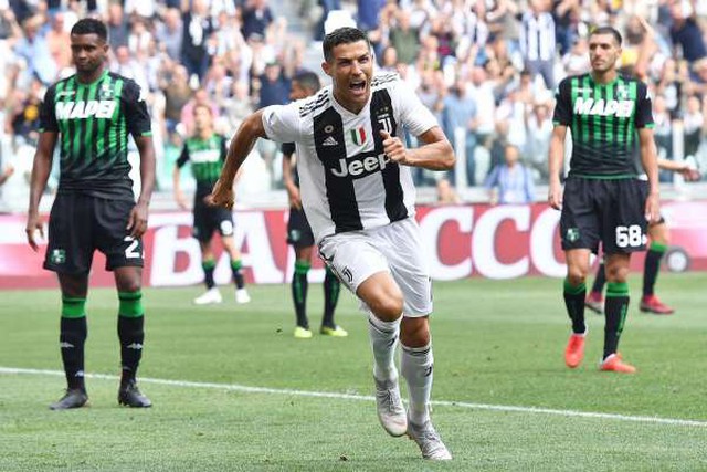 CẬP NHẬT tin sáng 17/9: Ronaldo 'mở tài khoản' ở Juve. De Gea là 'Messi phiên bản thủ môn'