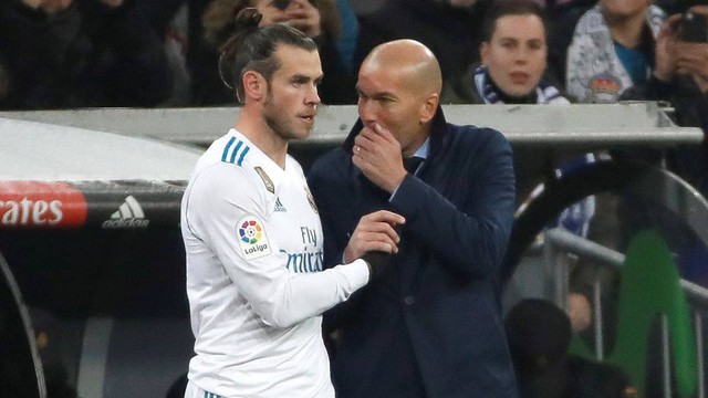 CẬP NHẬT tin sáng 11/10: Italy hòa Ukraine. 'Mourinho vẫn có thể vô địch Premier League'. Zidane rời Real là vì Gareth Bale