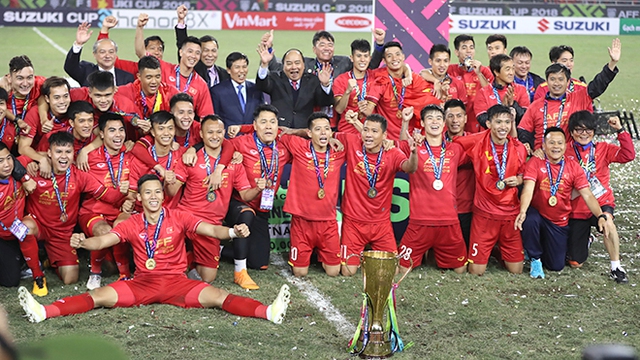 Việt Nam vô địch, đội tuyển Việt Nam, đội tuyển Việt Nam vô địch AFF Suzuki Cup, HLV Park Hang Seo, Quang Hải, Văn Lâm, ASIAN Cup