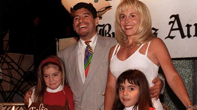 NÓNG: Tìm thấy người con thứ 9 của Maradona đang sống ở Cuba