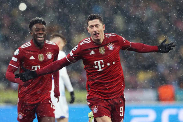 Dinamo Kiev 1-2 Bayern Munich, kết quả dinamo kiev vs bayern munich, lewandowski, xe đạp chổng ngược, ngả bàn đèn, kết quả cúp c1, kết quả bóng đá