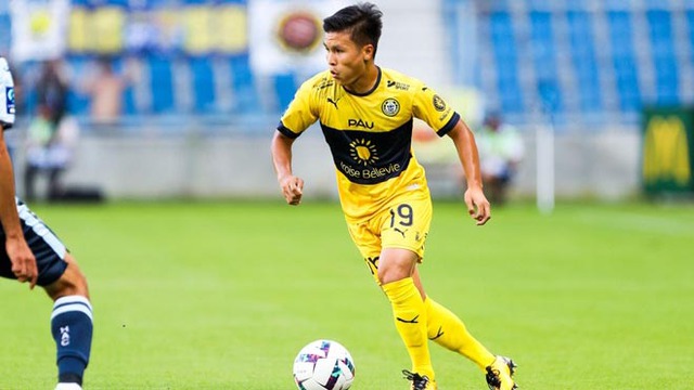'Tình hình của Quang Hải tại Pau FC ngày càng tệ'