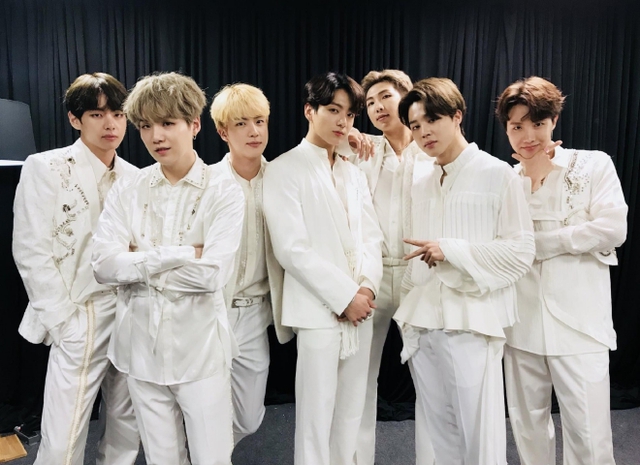 BTS, BTS tin tức, BTS thành viên, Kpop, ARMY, BTS album, BTS bài hát, BTS ca khúc, BTS kỷ lục, BTS Youtube, BTS Twitter, BTS Weverse, BTS Instagram, BTS profile