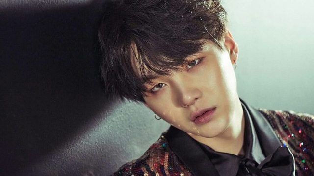 Suga BTS 'trải lòng' với ARMY về ca phẫu thuật