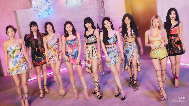 Twice đạt kỷ lục với album mới ra mắt 'Taste Of Love'