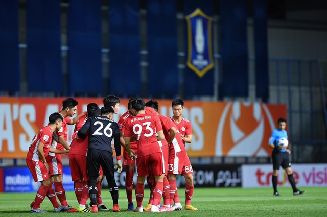 Viettel 0-1 Ulsan Hyundai, Kết quả bóng đá Cup C1 châu Á, bóng đá Việt Nam, tin tức bóng đá, Viettel, Thanh Bình, Thanh Bình phản lưới, Văn Lâm, Cerezo Osaka