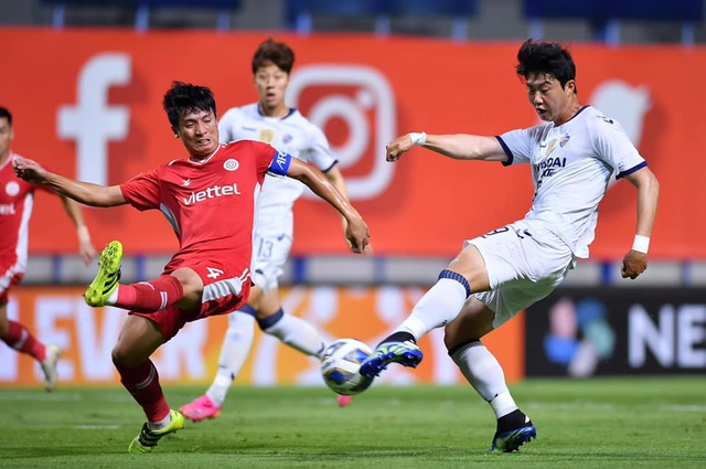 Viettel 0-1 Ulsan Hyundai, Kết quả bóng đá Cup C1 châu Á, bóng đá Việt Nam, tin tức bóng đá, Viettel, Thanh Bình, Thanh Bình phản lưới, Văn Lâm, Cerezo Osaka