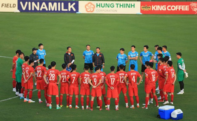 bóng đá Việt Nam, Việt Nam vs Nhật Bản, COVID-19, lịch thi đấu vòng loại thứ ba World Cup, VFF, Việt Nam vs Ả rập xê út, Park Hang Seo, VN vs NB, khách sạn Grand Plaza