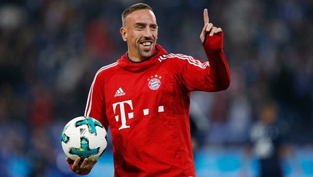 Sir Alex Ferguson 'phán xử' Franck Ribery chỉ sau 45 phút