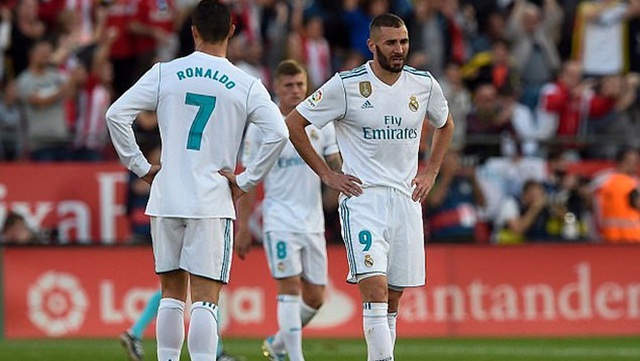 Zidane 'mất trí' khi bán Morata, mù quáng bảo vệ Benzema, không mua tiền đạo 