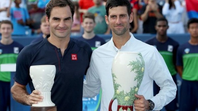 Vì sao Federer vô địch nhiều hơn nhưng Djokovic kiếm tiền giỏi hơn?